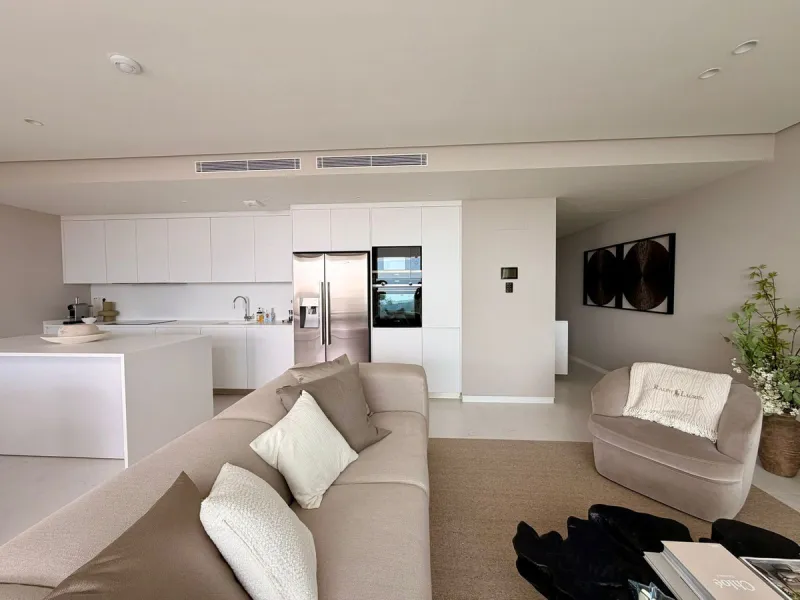 Luxury 2-Bedroom Apartment  with Amazing Sea Views