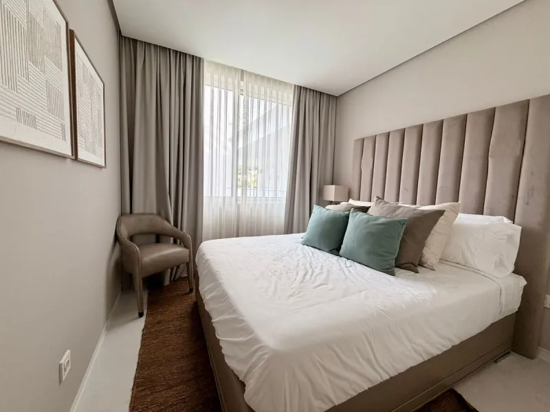 Luxury 2-Bedroom Apartment  with Amazing Sea Views