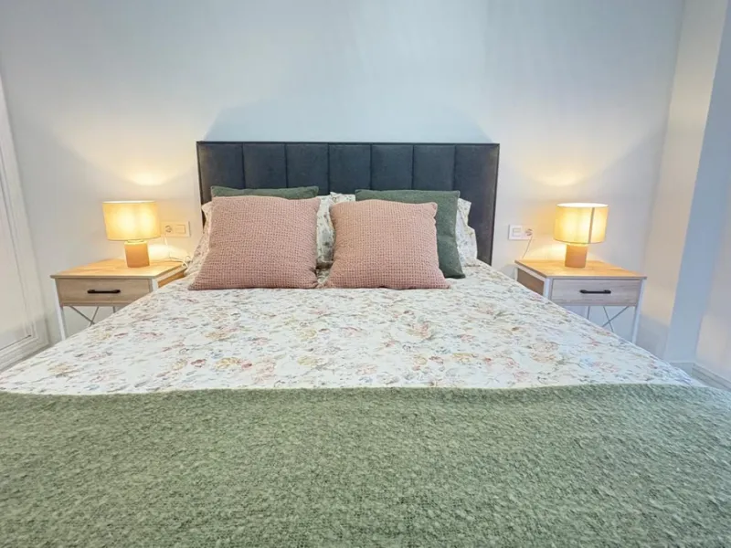 This beautifully renovated middle-floor apartment is located in one of Marbella's most sought-after areas, right in the heart of the center and just steps from the beach. Positioned on the second line of the beachfront near the lighthouse, it offers the p