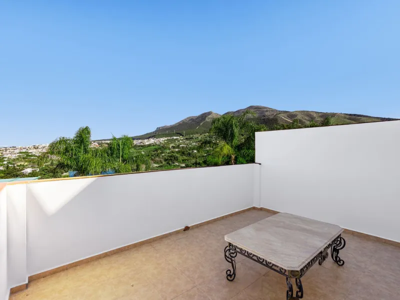 House - Detached Villa в продаже в Alhaurín el Grande, Málaga. В доме 6 спален и 5 ванных комнат. Площадь дома 336 м². Площадь участка 11788 м²