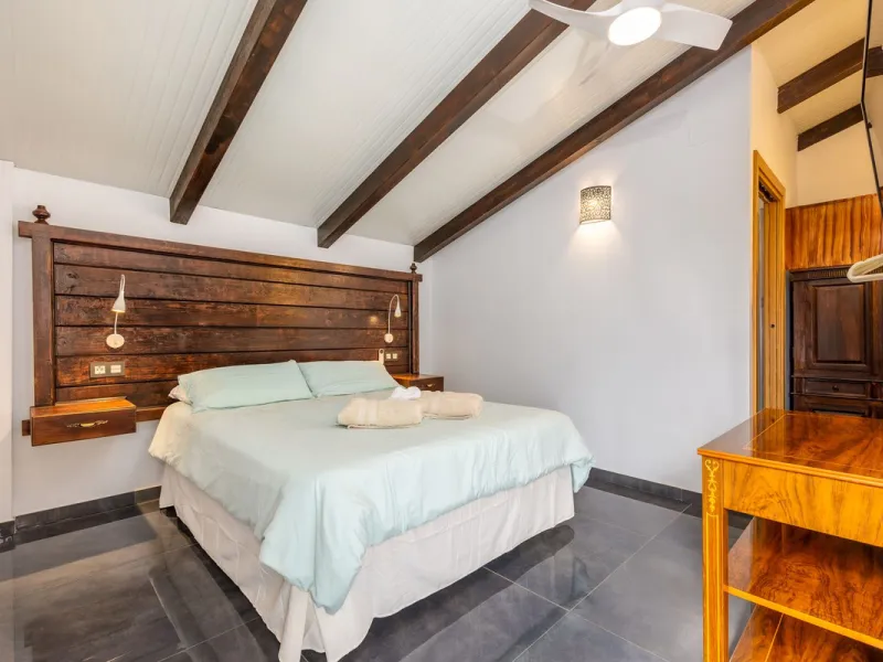 House - Detached Villa в продаже в Alhaurín el Grande, Málaga. В доме 6 спален и 5 ванных комнат. Площадь дома 336 м². Площадь участка 11788 м²