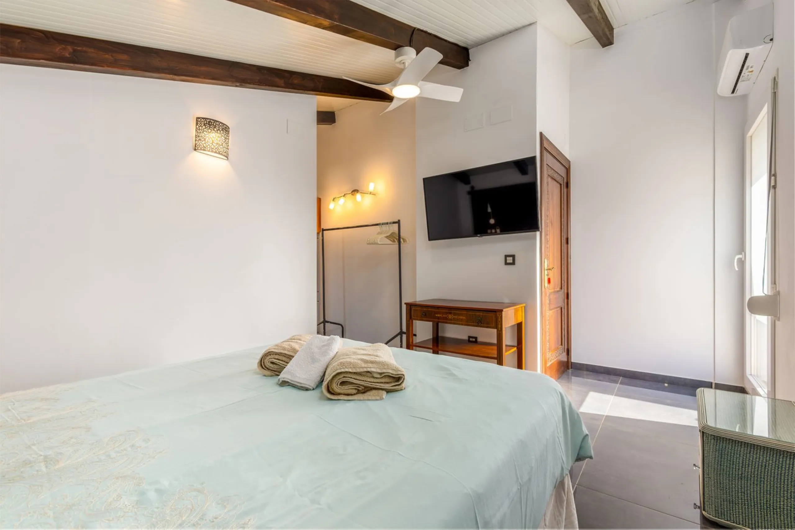 House - Detached Villa в продаже в Alhaurín el Grande, Málaga. В доме 6 спален и 5 ванных комнат. Площадь дома 336 м². Площадь участка 11788 м²