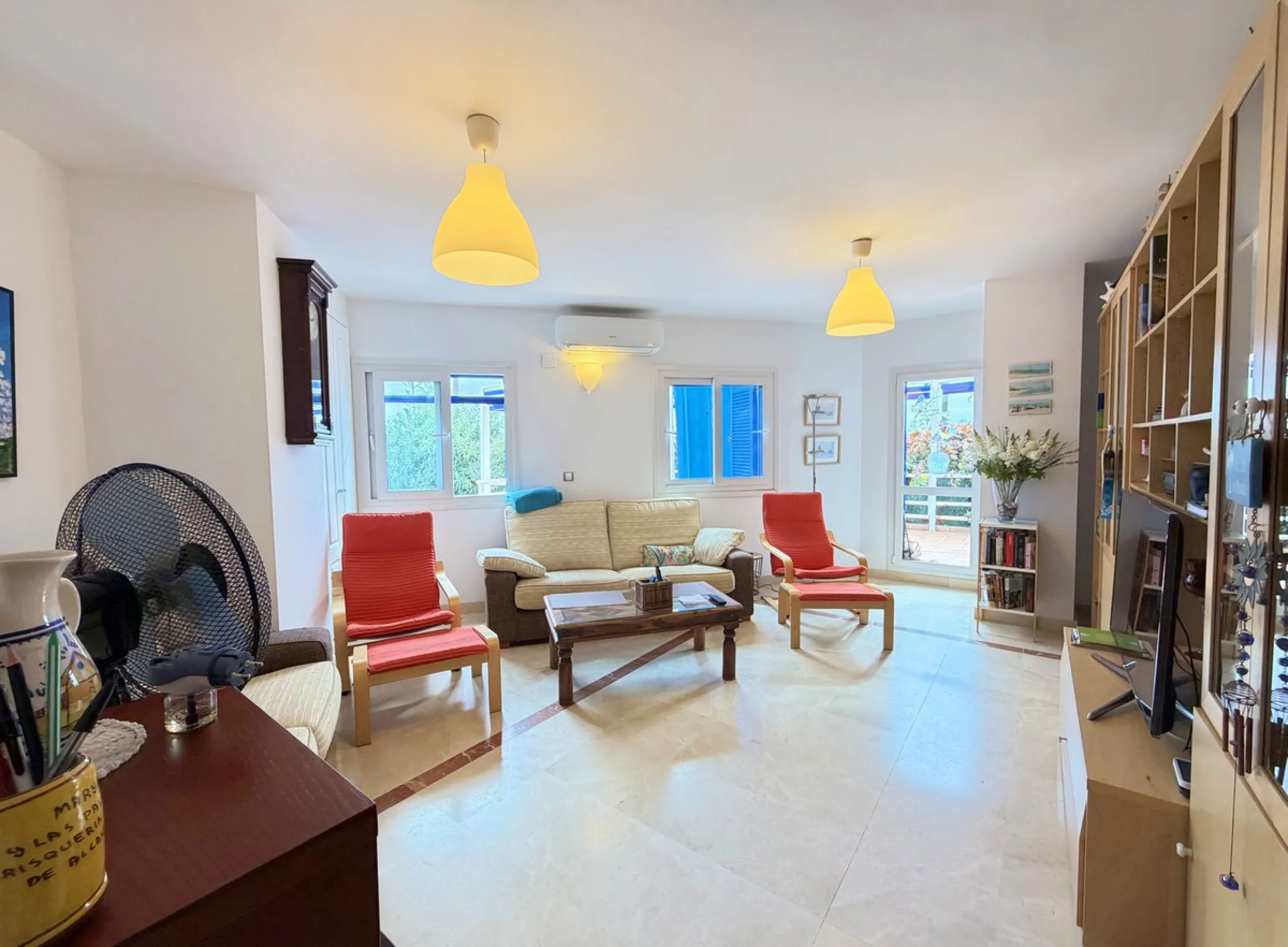 Apartment - Ground Floor Apartment в продаже в Manilva, Málaga. В доме 3 спален и 2 ванных комнат. Площадь дома 115 м². Площадь участка 170 м²