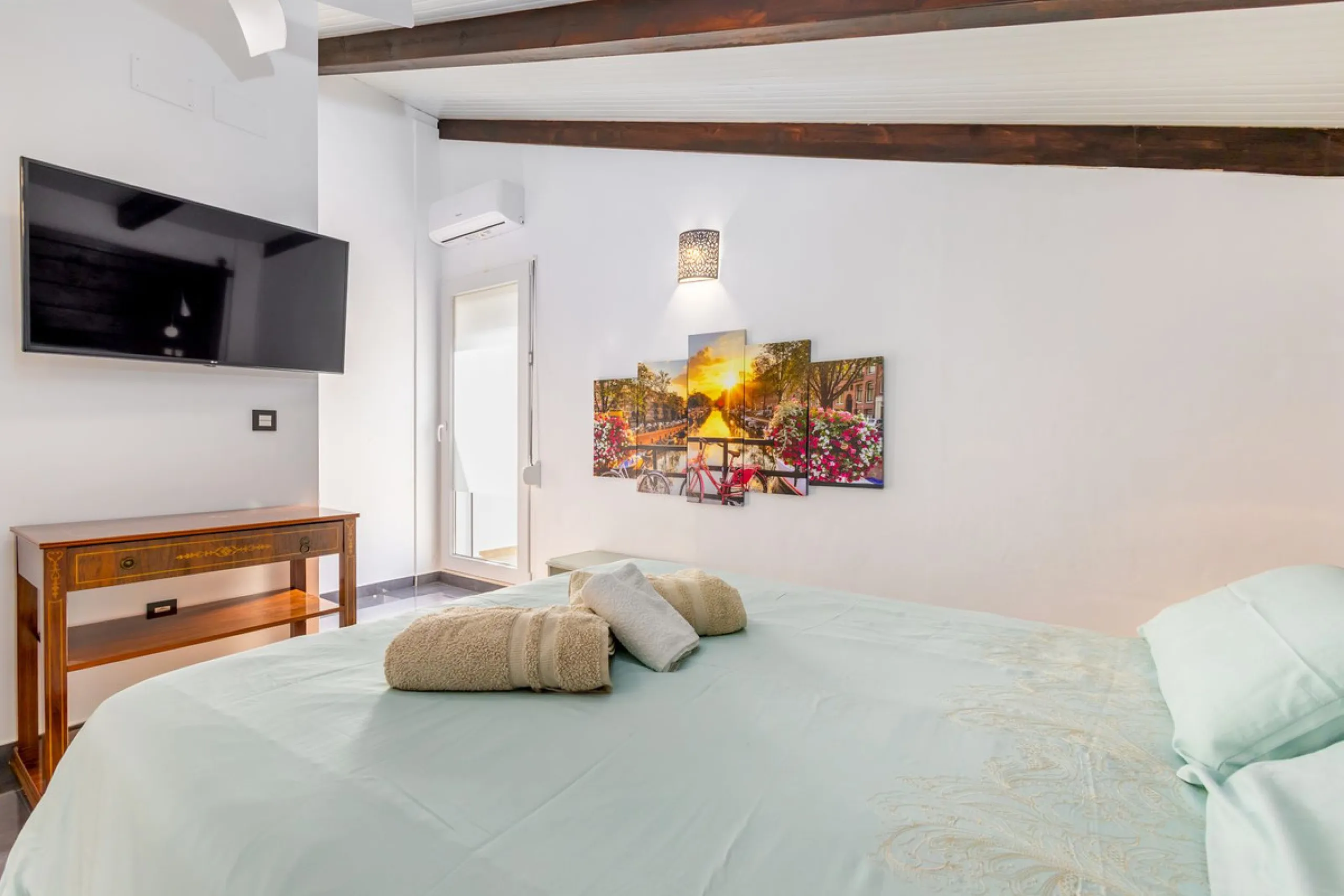House - Detached Villa в продаже в Alhaurín el Grande, Málaga. В доме 6 спален и 5 ванных комнат. Площадь дома 336 м². Площадь участка 11788 м²