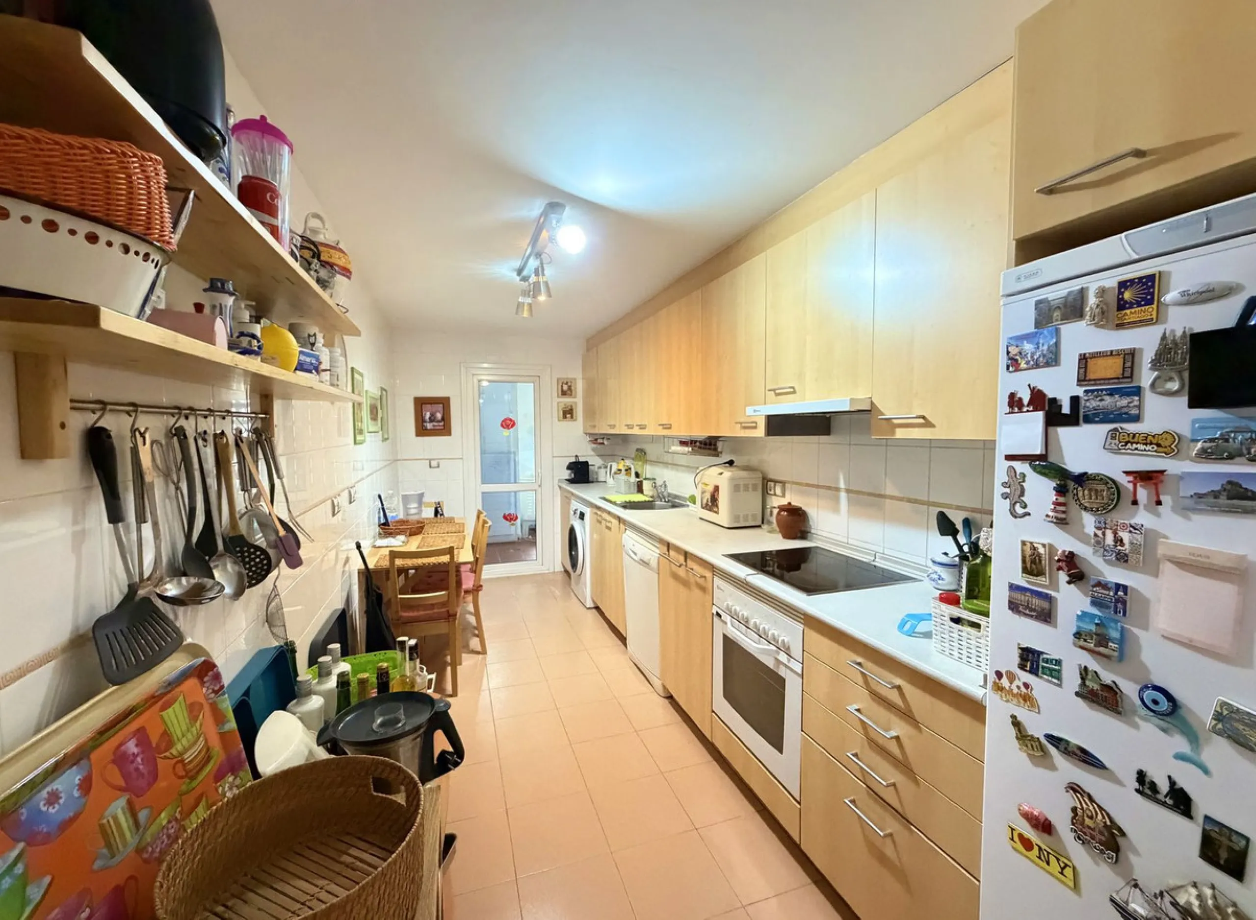 Apartment - Ground Floor Apartment в продаже в Manilva, Málaga. В доме 3 спален и 2 ванных комнат. Площадь дома 115 м². Площадь участка 170 м²