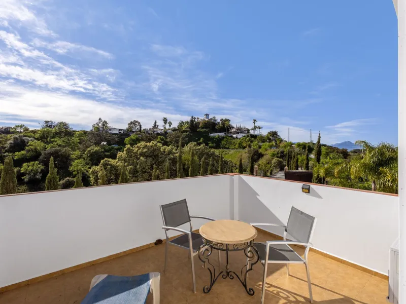 House - Detached Villa в продаже в Alhaurín el Grande, Málaga. В доме 6 спален и 5 ванных комнат. Площадь дома 336 м². Площадь участка 11788 м²