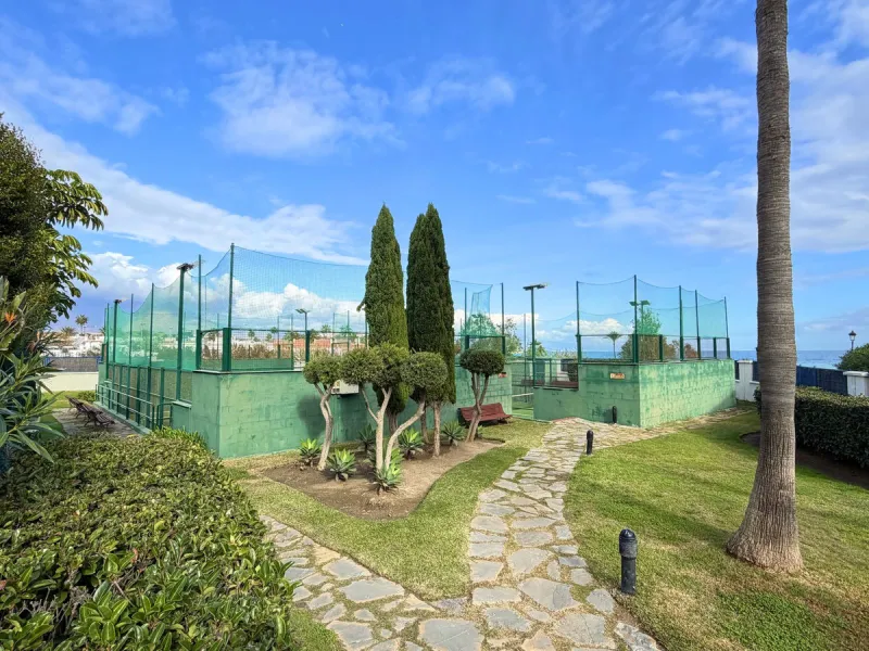 Apartment - Ground Floor Apartment в продаже в Manilva, Málaga. В доме 3 спален и 2 ванных комнат. Площадь дома 115 м². Площадь участка 170 м²