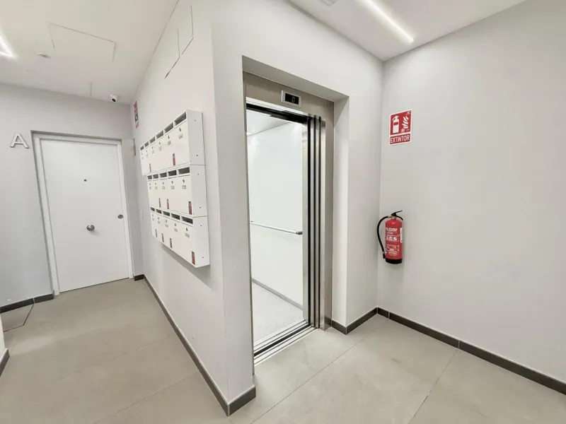 An exclusive, newly built property (2022) with a modern and functional design, ideal both as a permanent residence and as an investment opportunity.