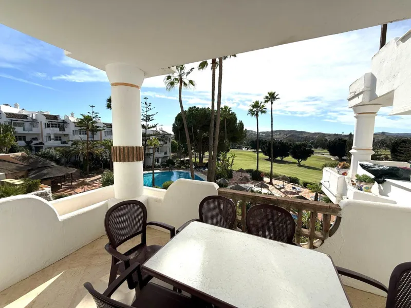 Apartment - Middle Floor Apartment в продаже в Mijas, Málaga. В доме 2 спален и 2 ванных комнат. Площадь дома 82 м²