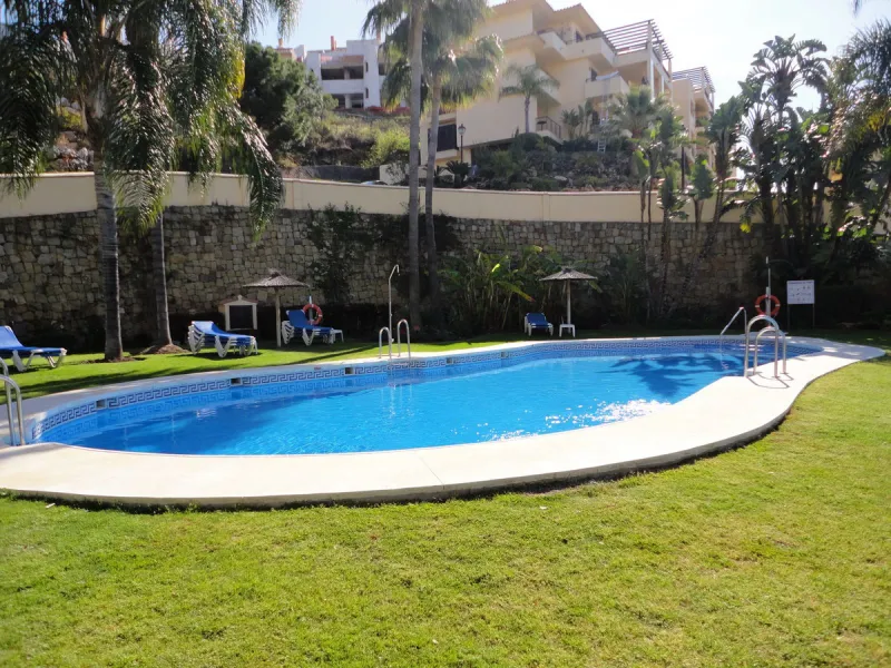 Penthouse Duplex in Los Arqueros Golf & Country Club, Benahavís.