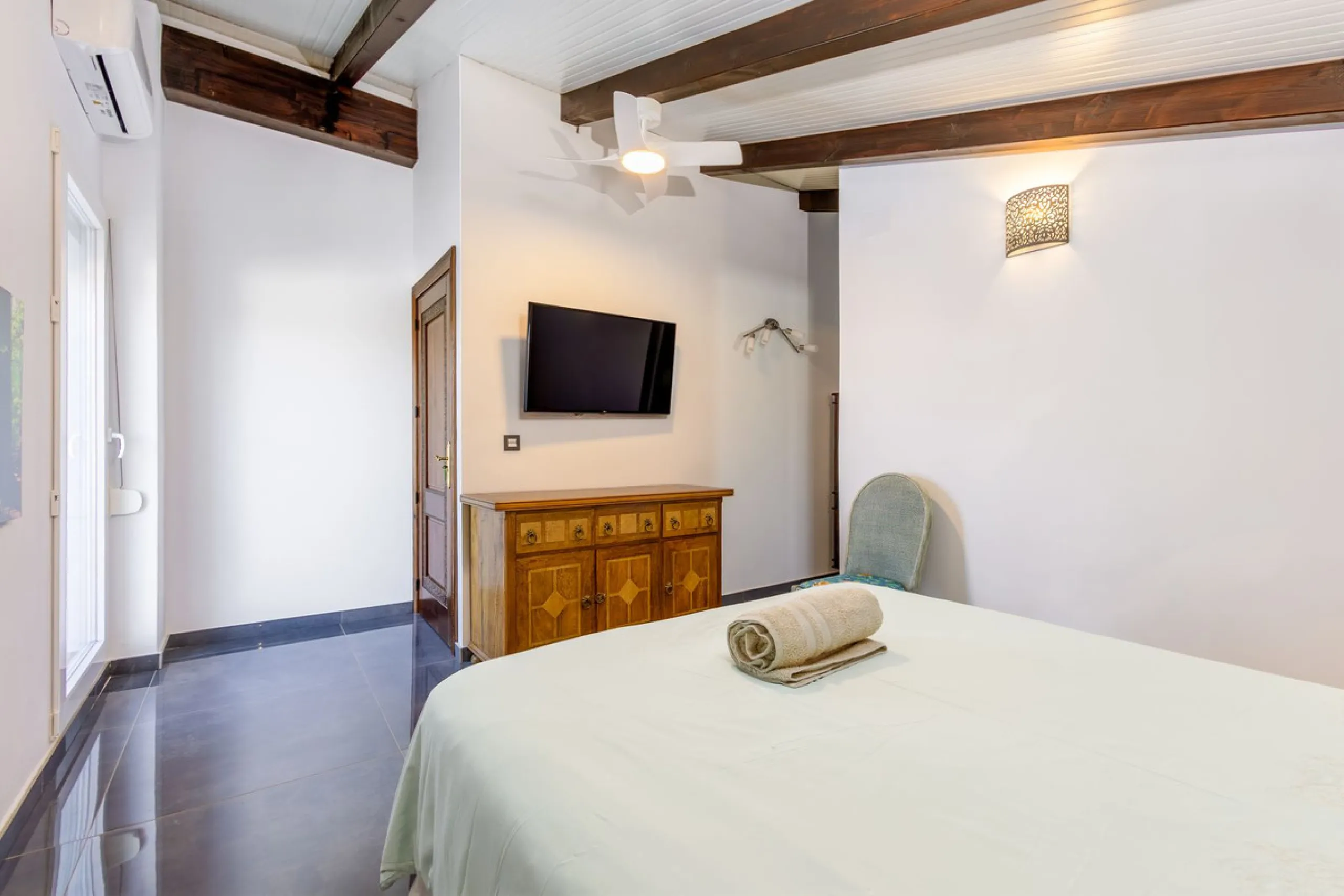 House - Detached Villa в продаже в Alhaurín el Grande, Málaga. В доме 6 спален и 5 ванных комнат. Площадь дома 336 м². Площадь участка 11788 м²