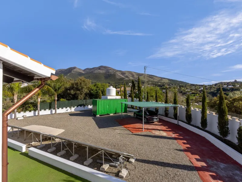 House - Detached Villa в продаже в Alhaurín el Grande, Málaga. В доме 6 спален и 5 ванных комнат. Площадь дома 336 м². Площадь участка 11788 м²