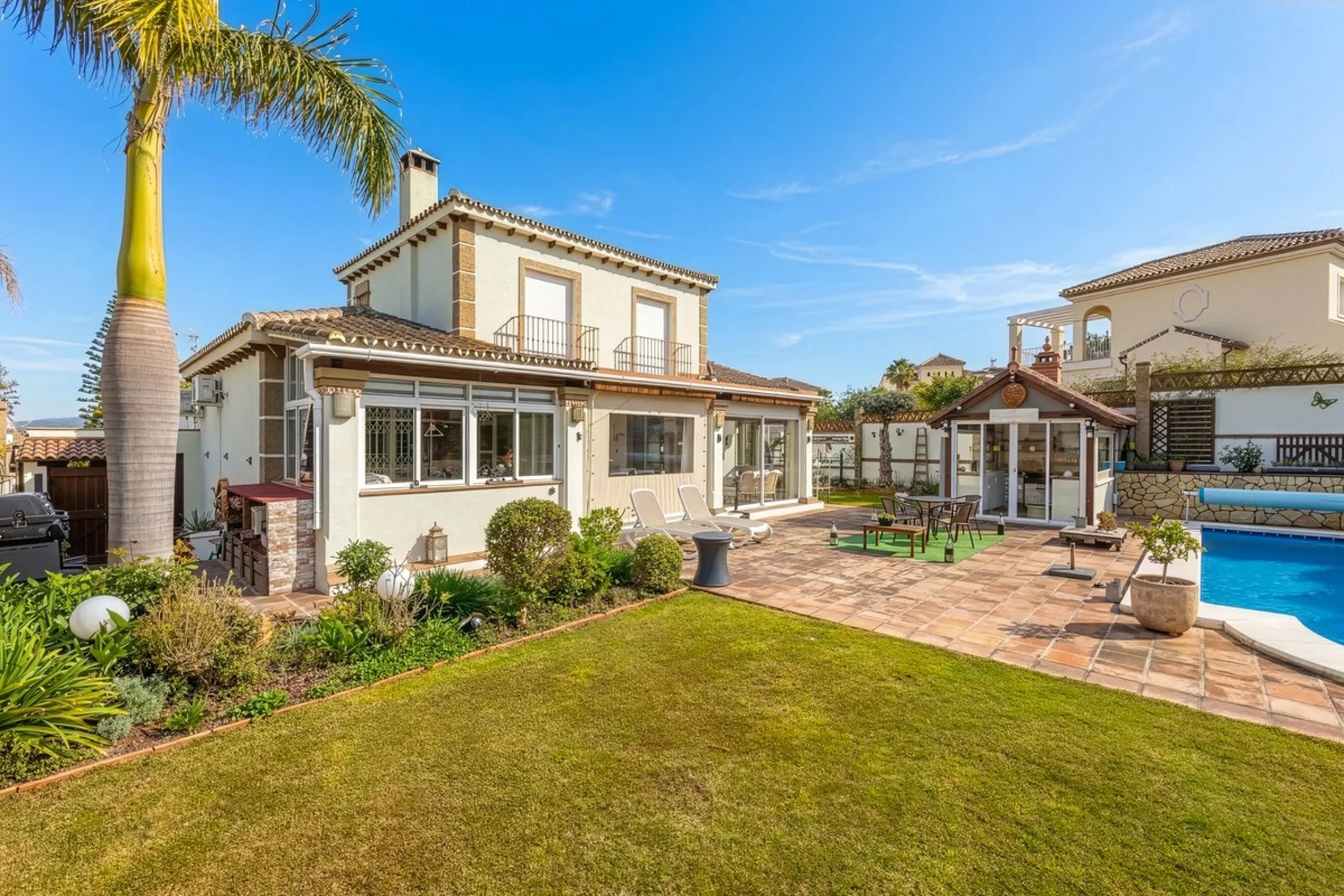 STUNNING THREE BEDROOM VILLA