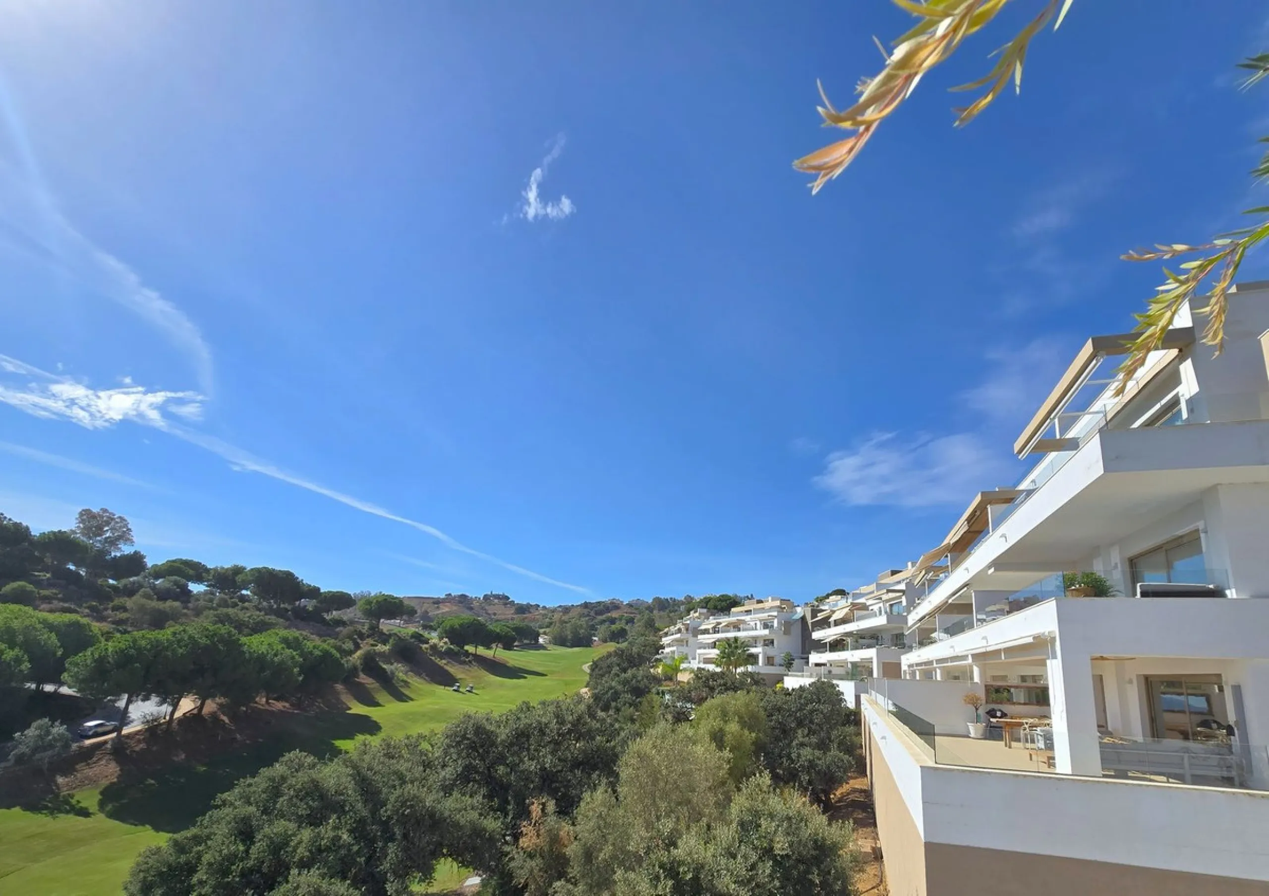 Apartment - Middle Floor Apartment в продаже в Mijas, Málaga. В доме 2 спален и 2 ванных комнат. Площадь дома 89 м²