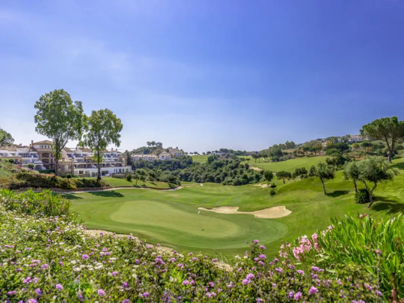 Apartment - Middle Floor Apartment в продаже в Mijas, Málaga. В доме 2 спален и 2 ванных комнат. Площадь дома 89 м²