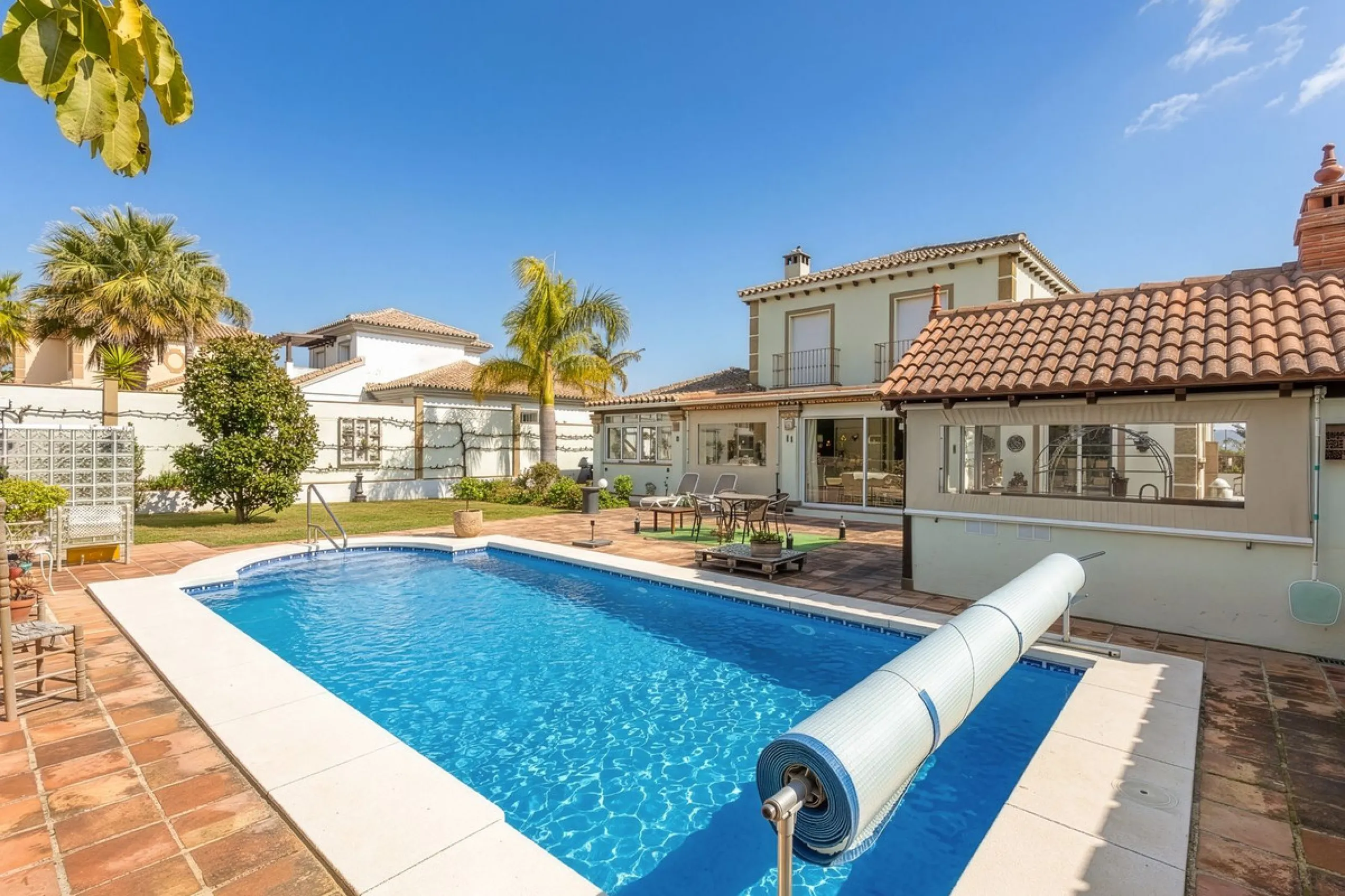 STUNNING THREE BEDROOM VILLA