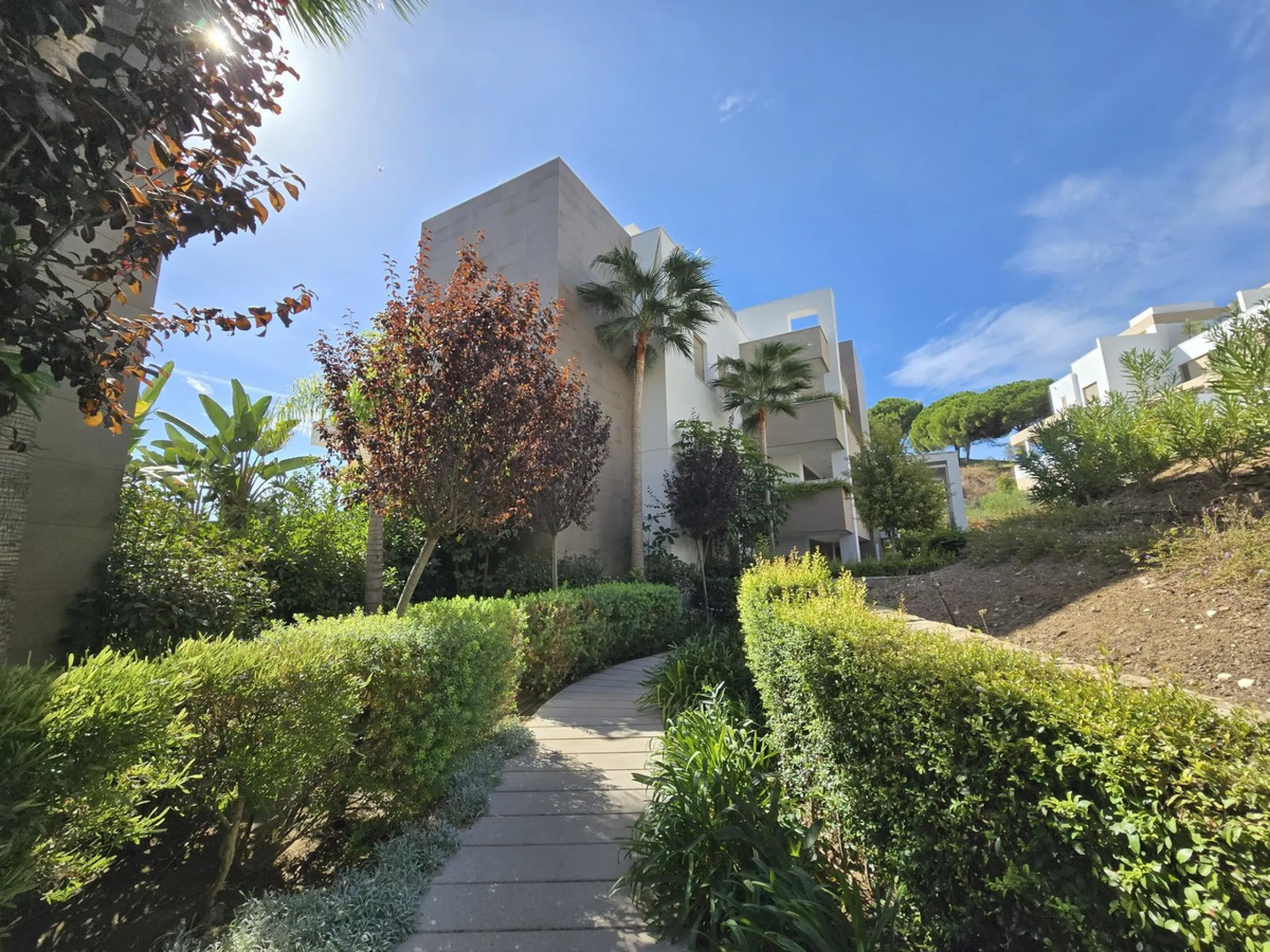 Apartment - Middle Floor Apartment в продаже в Mijas, Málaga. В доме 2 спален и 2 ванных комнат. Площадь дома 89 м²
