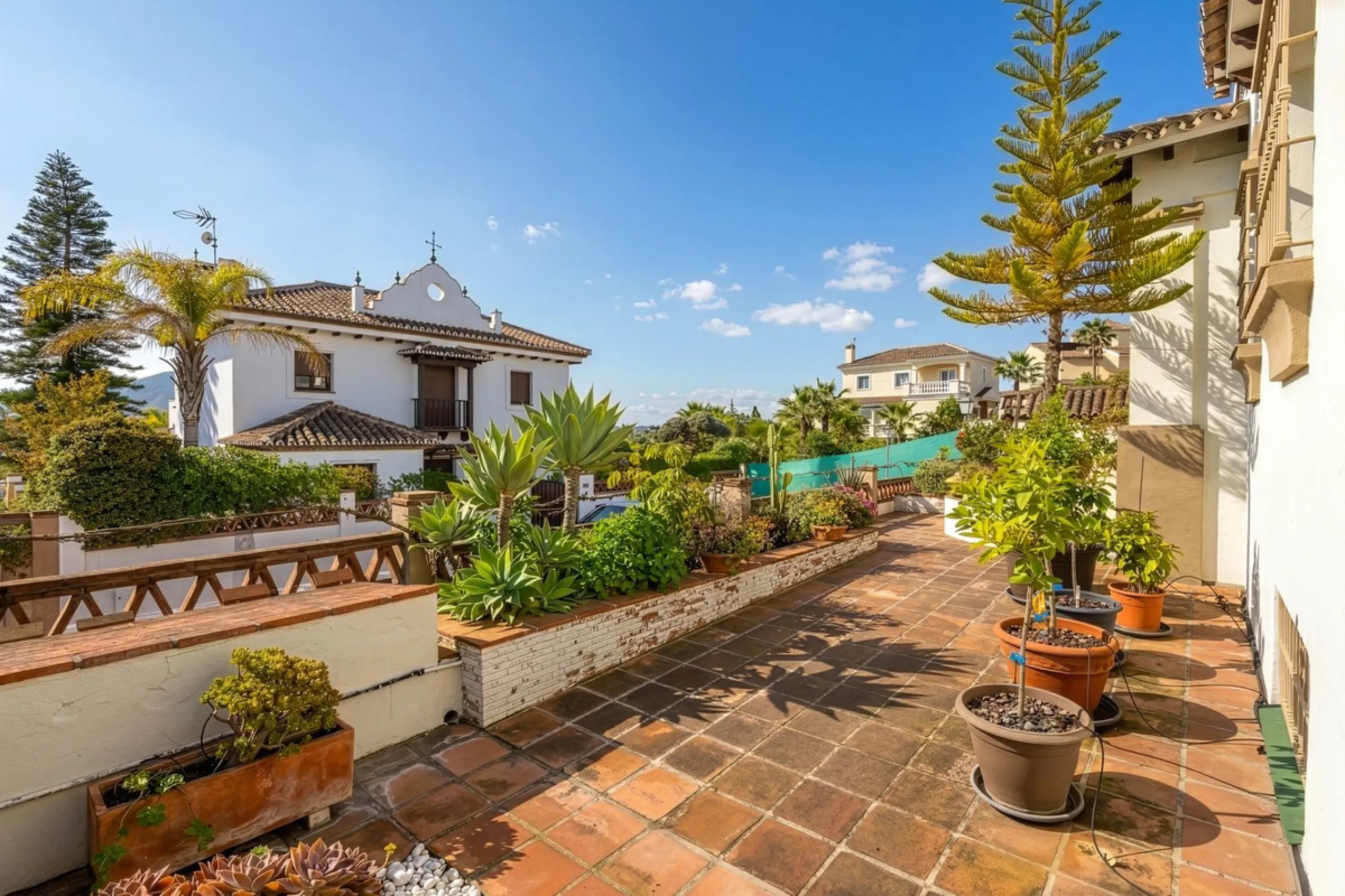 STUNNING THREE BEDROOM VILLA