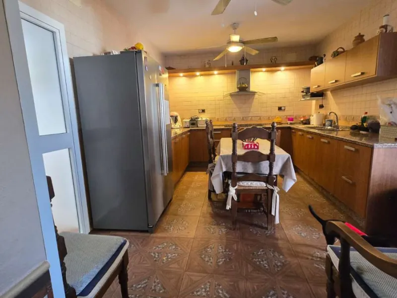 House - Detached Villa в продаже в Alhaurín de la Torre, Málaga. В доме 6 спален и 4 ванных комнат. Площадь дома 400 м². Площадь участка 4000 м²