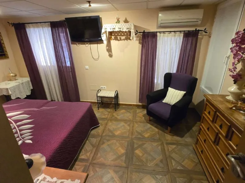 House - Detached Villa в продаже в Alhaurín de la Torre, Málaga. В доме 6 спален и 4 ванных комнат. Площадь дома 400 м². Площадь участка 4000 м²
