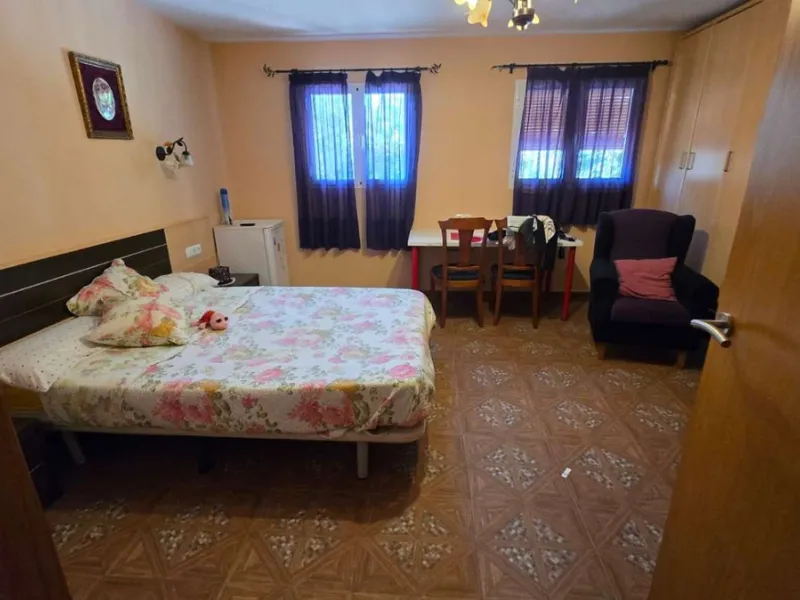 House - Detached Villa в продаже в Alhaurín de la Torre, Málaga. В доме 6 спален и 4 ванных комнат. Площадь дома 400 м². Площадь участка 4000 м²