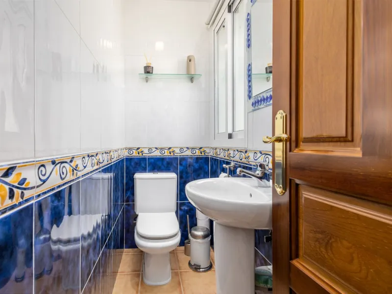 STUNNING THREE BEDROOM VILLA