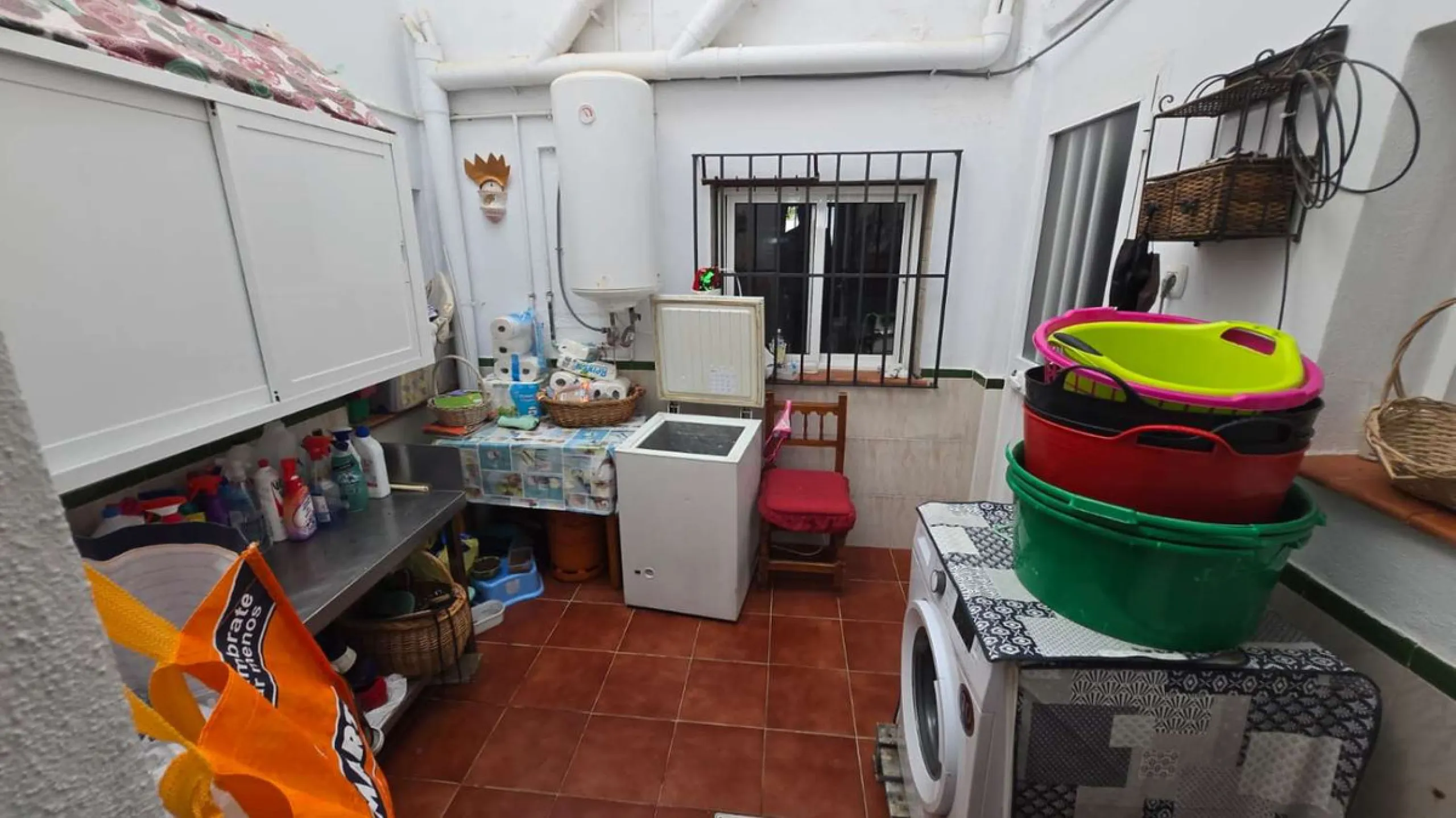 House - Detached Villa в продаже в Alhaurín de la Torre, Málaga. В доме 6 спален и 4 ванных комнат. Площадь дома 400 м². Площадь участка 4000 м²