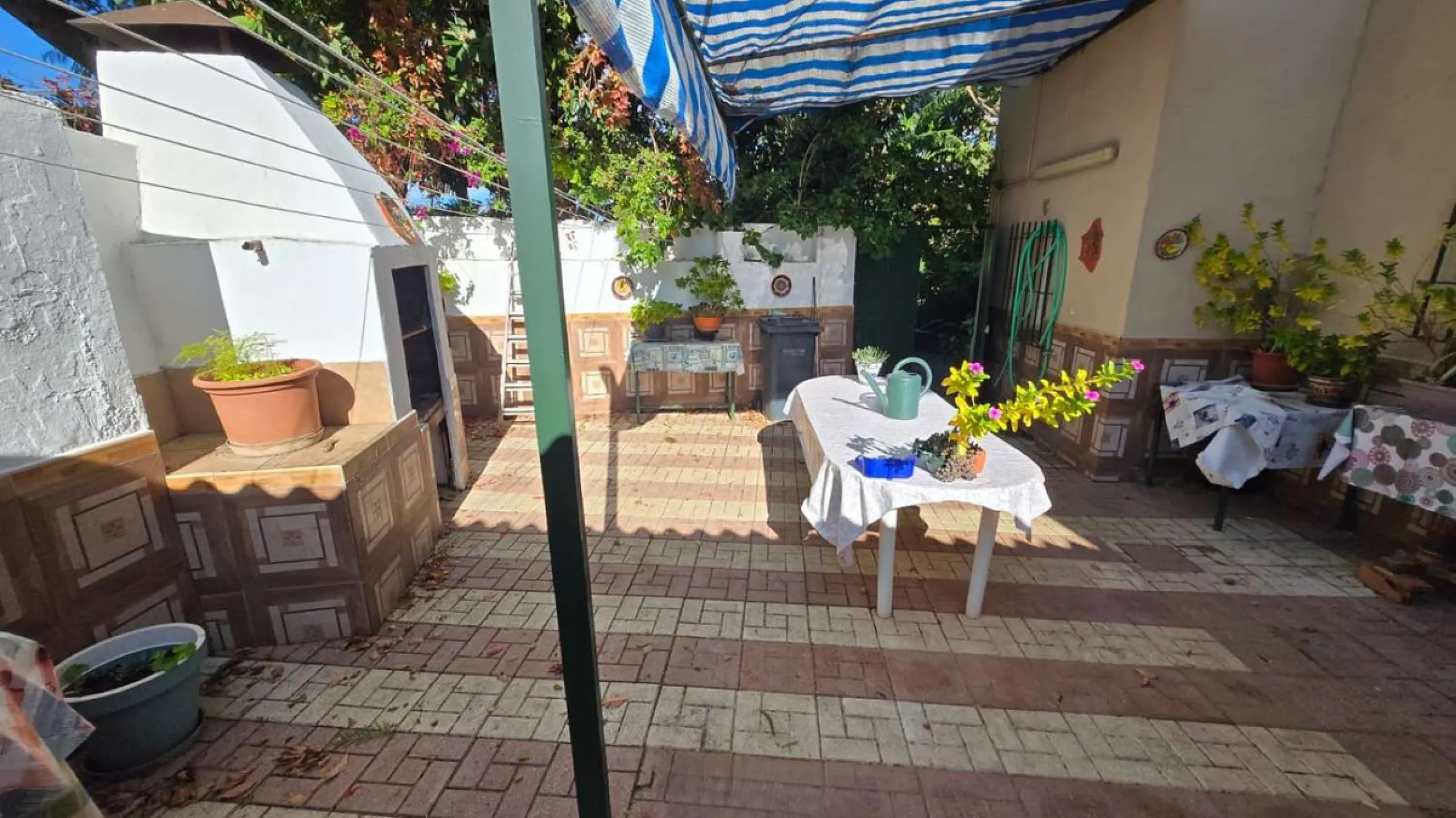 House - Detached Villa в продаже в Alhaurín de la Torre, Málaga. В доме 6 спален и 4 ванных комнат. Площадь дома 400 м². Площадь участка 4000 м²