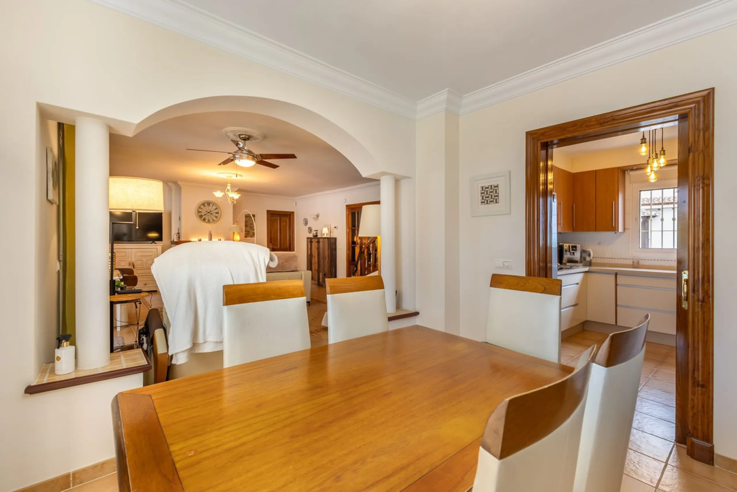 STUNNING THREE BEDROOM VILLA