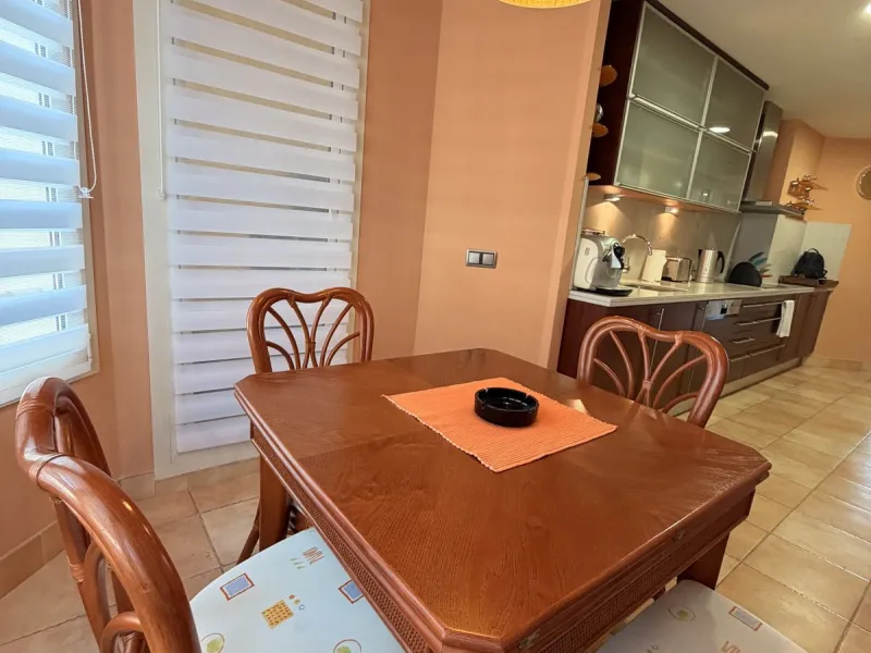 Apartment - Middle Floor Apartment в продаже в Marbella, Málaga. В доме 2 спален и 2 ванных комнат. Площадь дома 110 м²