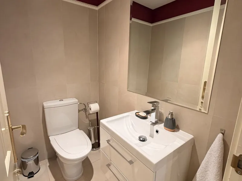 Apartment - Middle Floor Apartment в продаже в Marbella, Málaga. В доме 2 спален и 2 ванных комнат. Площадь дома 110 м²