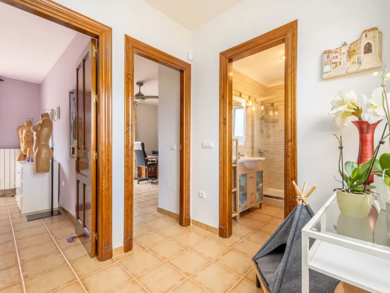 STUNNING THREE BEDROOM VILLA