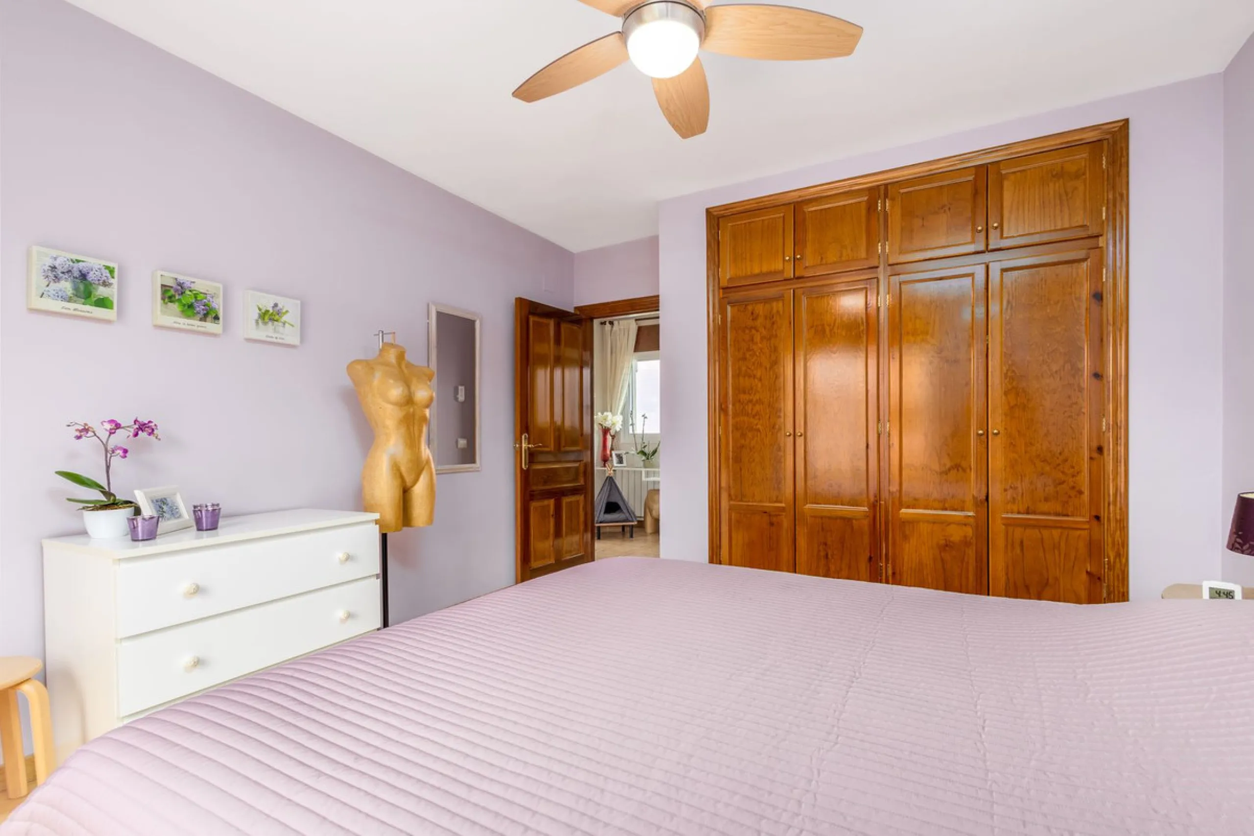 STUNNING THREE BEDROOM VILLA