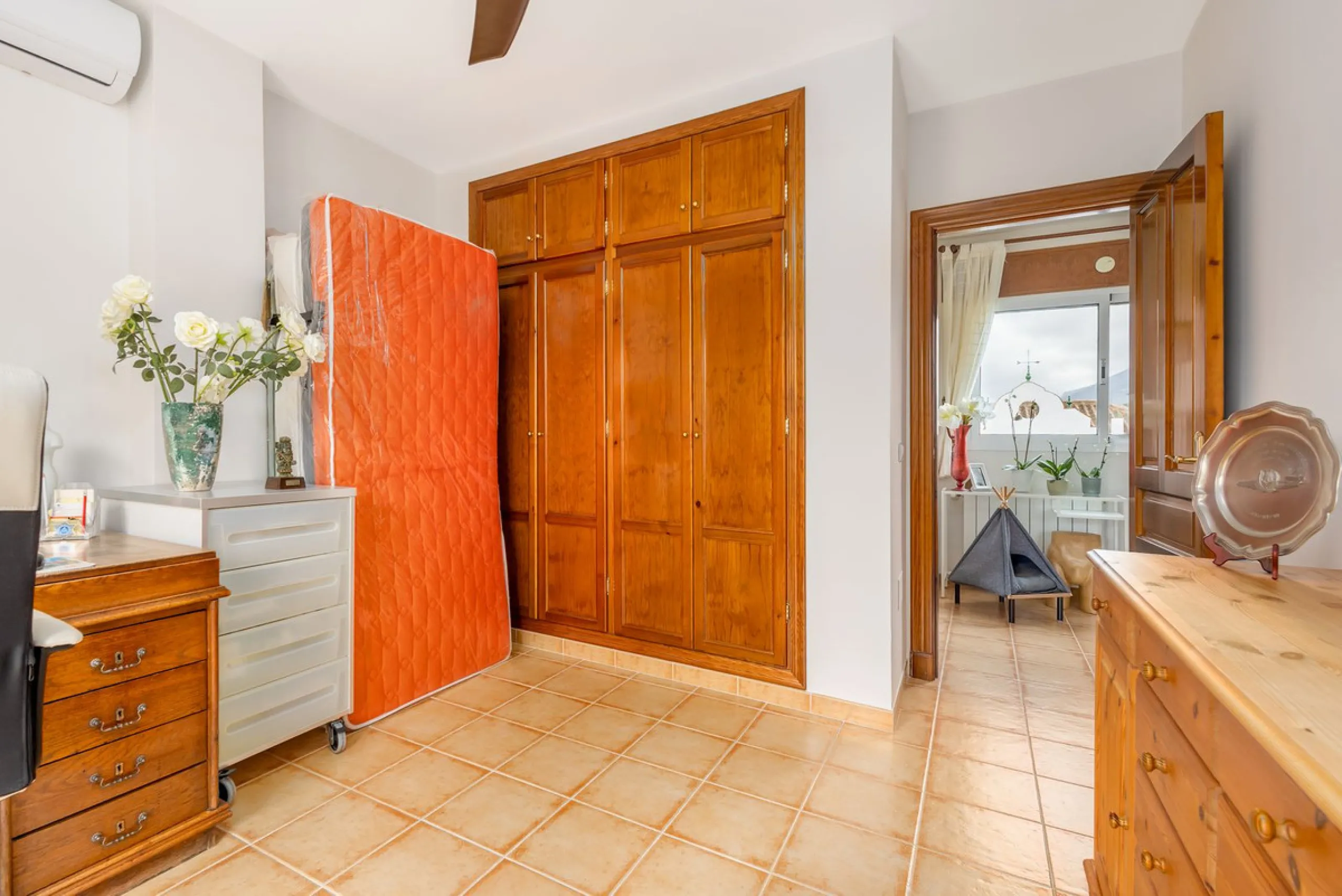 STUNNING THREE BEDROOM VILLA