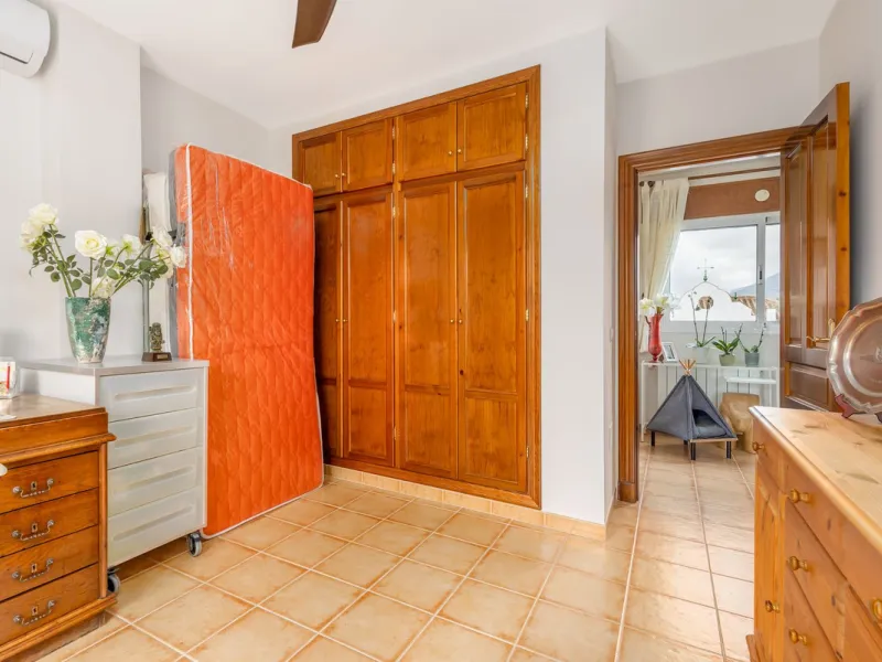 STUNNING THREE BEDROOM VILLA