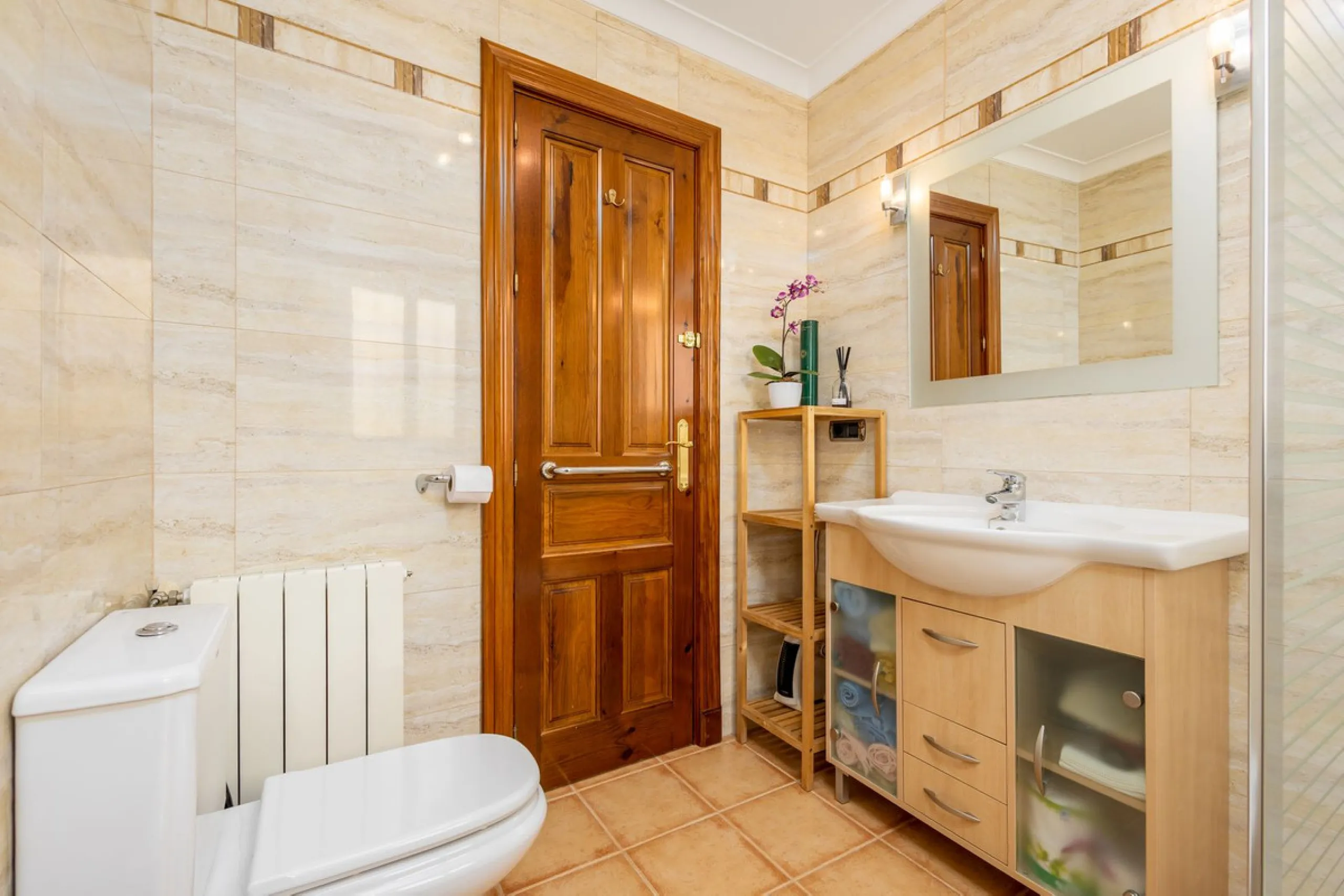 STUNNING THREE BEDROOM VILLA