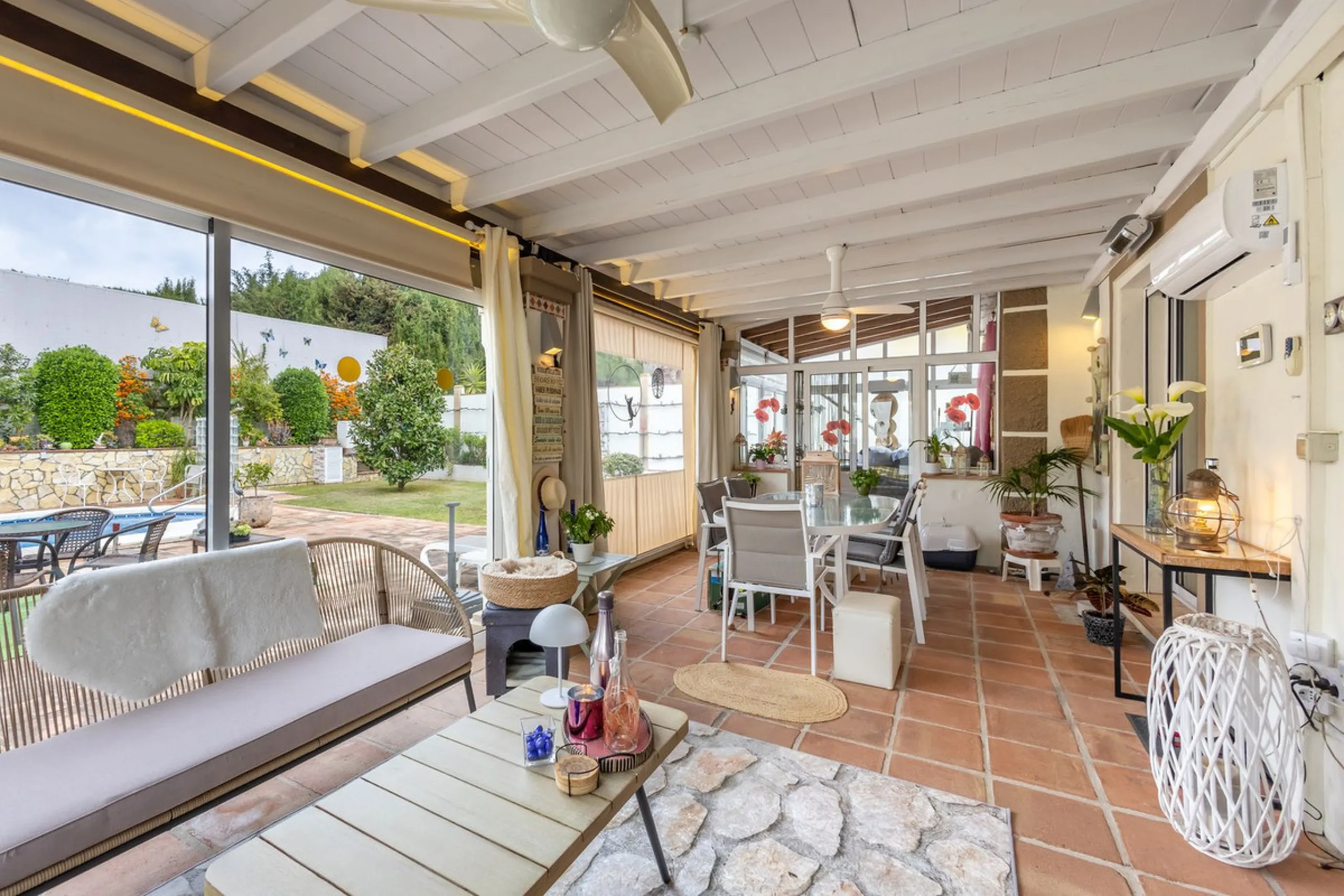 STUNNING THREE BEDROOM VILLA