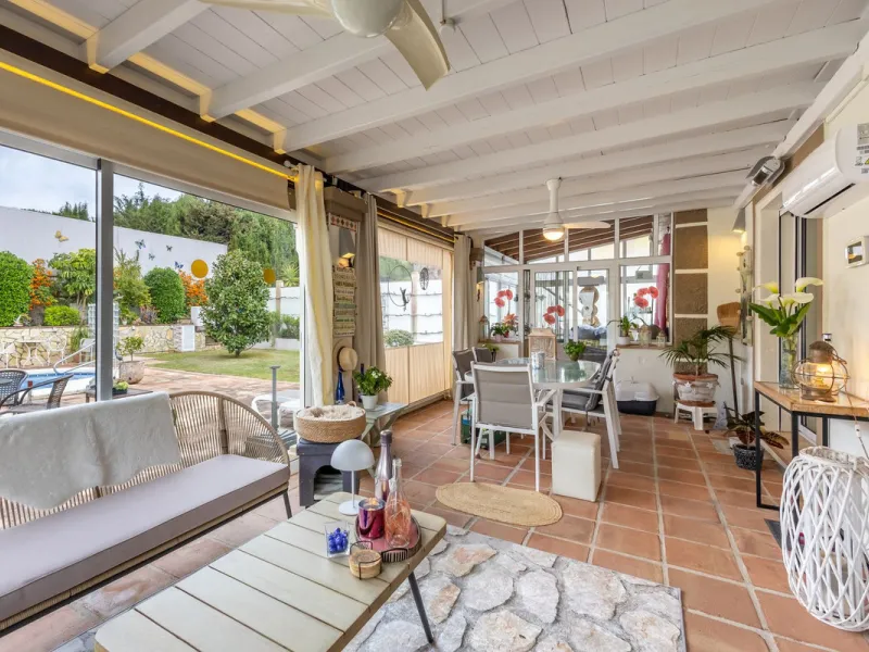 STUNNING THREE BEDROOM VILLA