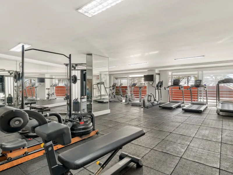 Apartment - Middle Floor Apartment в продаже в Marbella, Málaga. В доме 2 спален и 2 ванных комнат. Площадь дома 127 м²