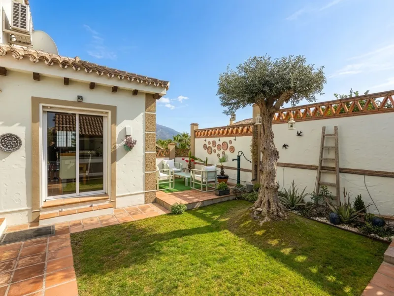 STUNNING THREE BEDROOM VILLA