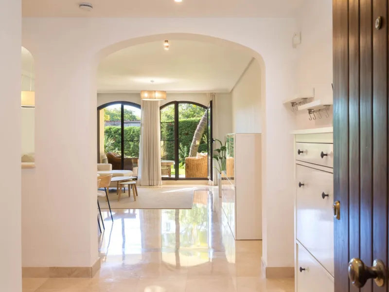 **Apartment for Sale in Benahavís - Los Arqueros**