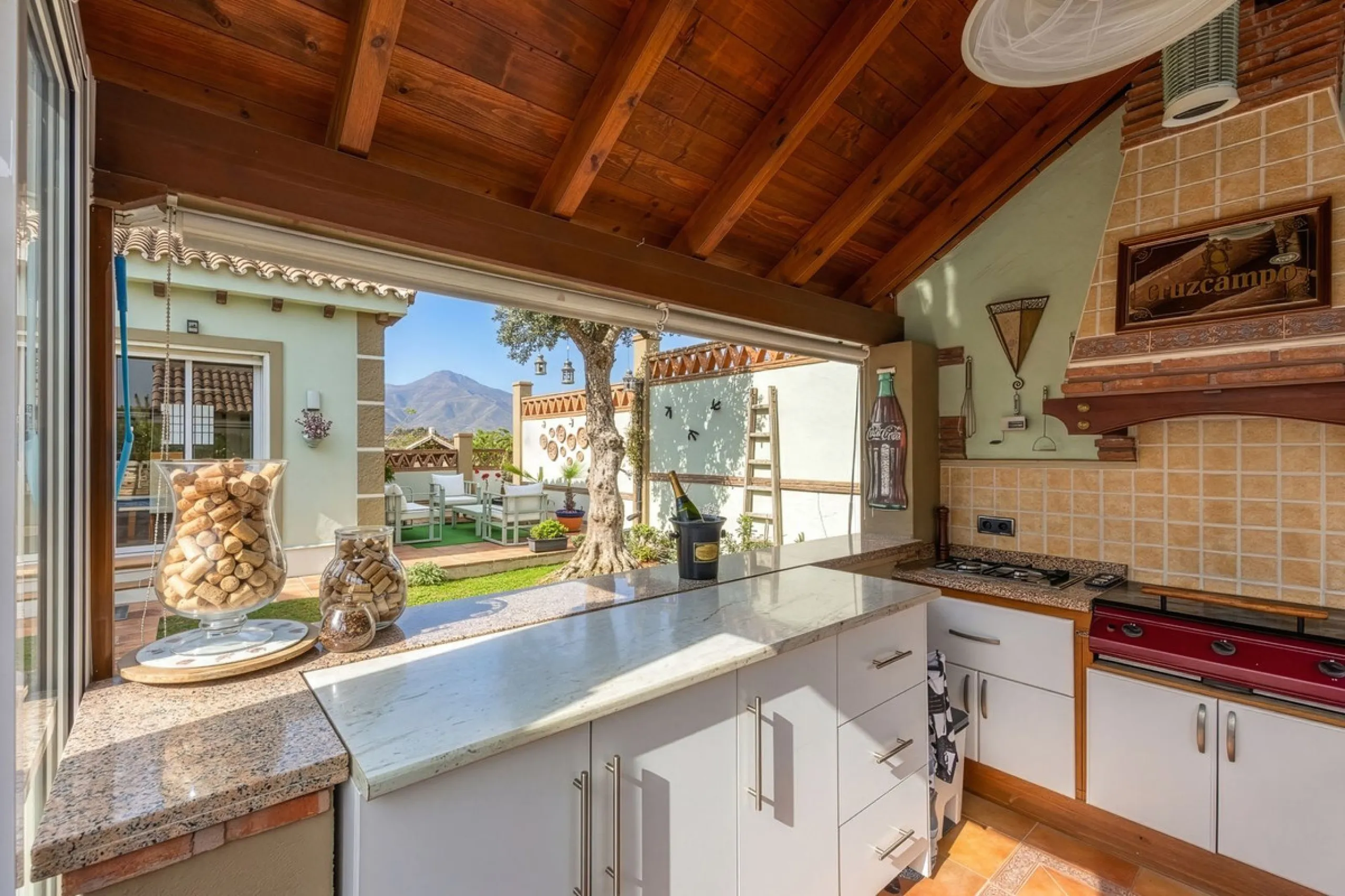 STUNNING THREE BEDROOM VILLA