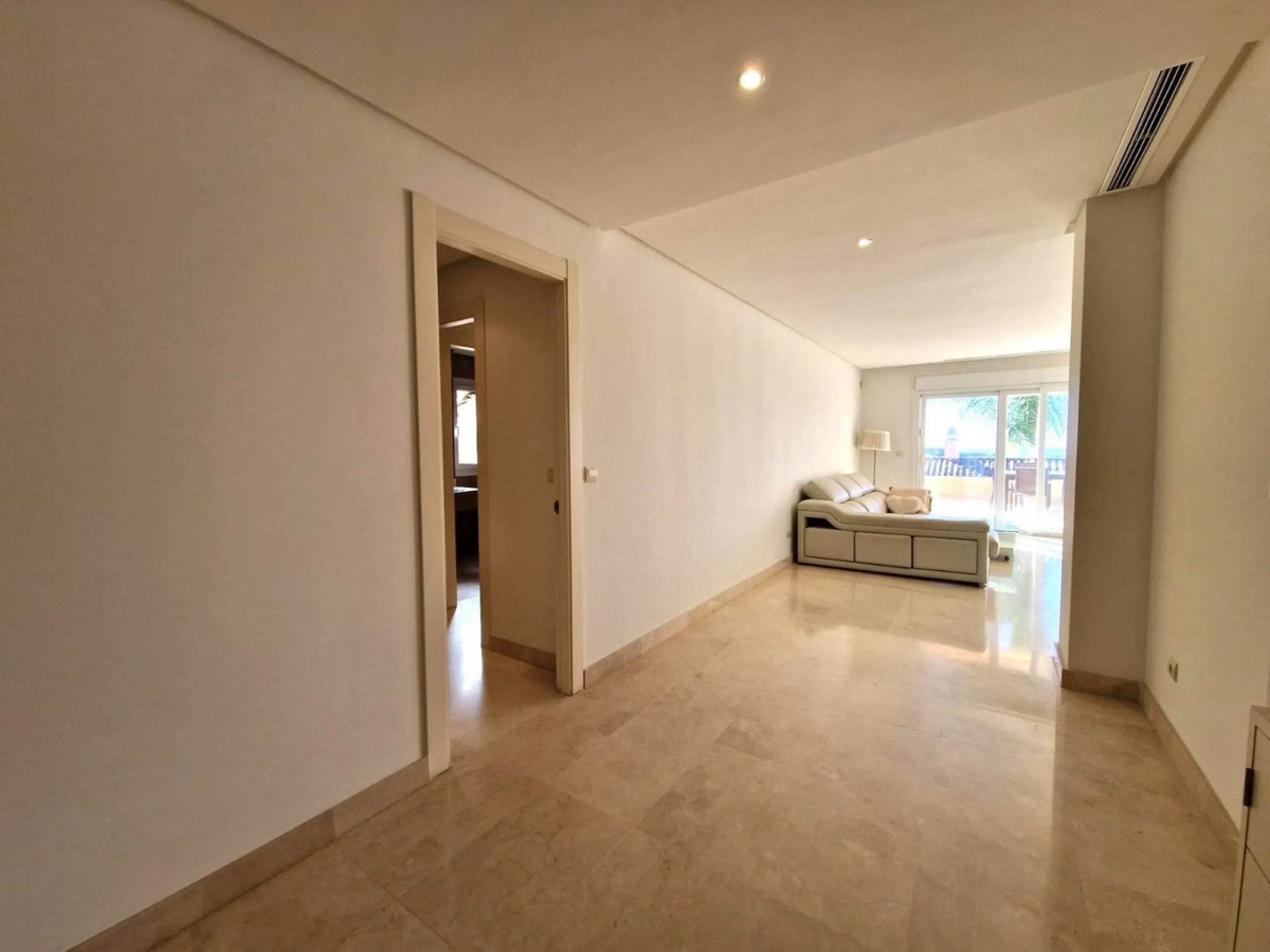 Stunning Corner Ground-Floor Apartment in Nueva Andalucía – Marbella's Golf Valley Gem
