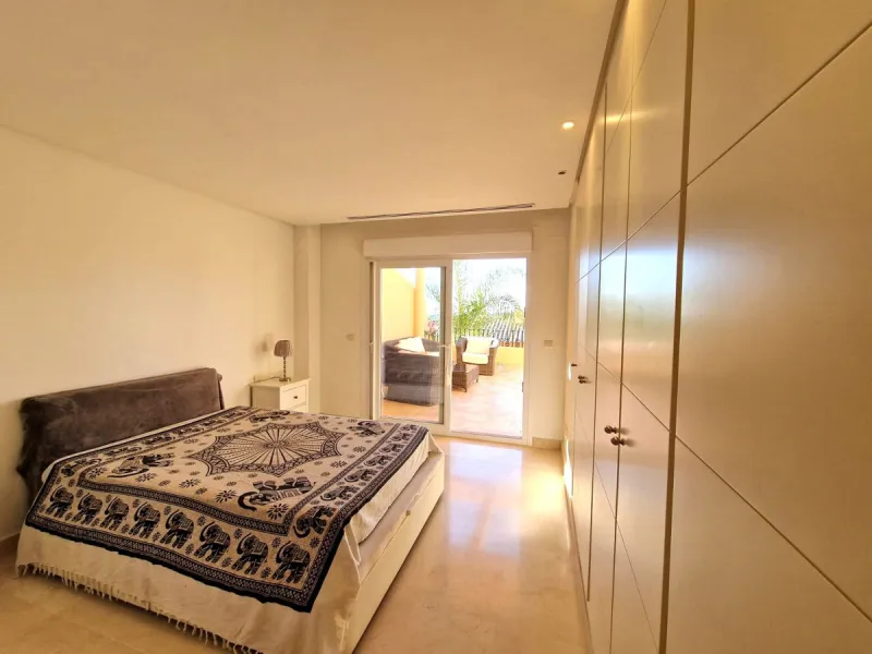 Stunning Corner Ground-Floor Apartment in Nueva Andalucía – Marbella's Golf Valley Gem