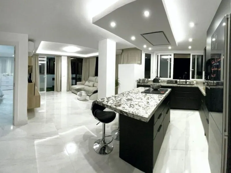 Fully Renovated Tourist Apartment with Legal Licence and High Profitability – Prime Central Location in Marbella