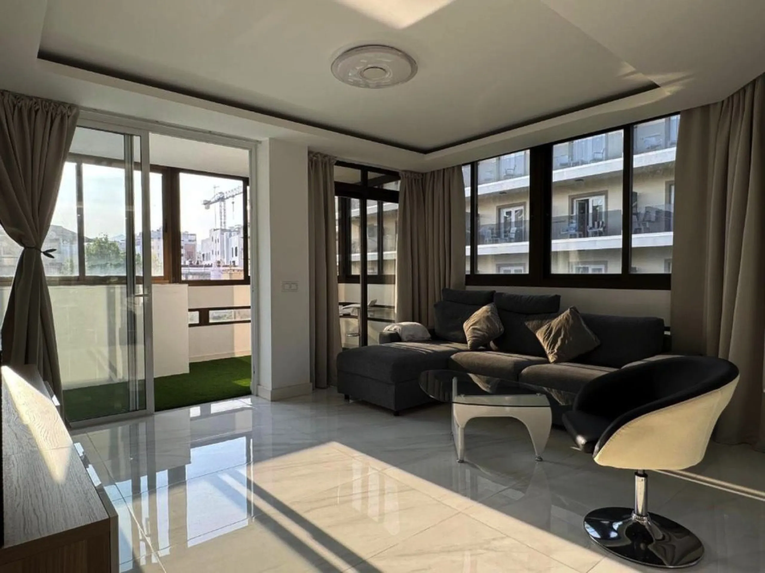 Fully Renovated Tourist Apartment with Legal Licence and High Profitability – Prime Central Location in Marbella