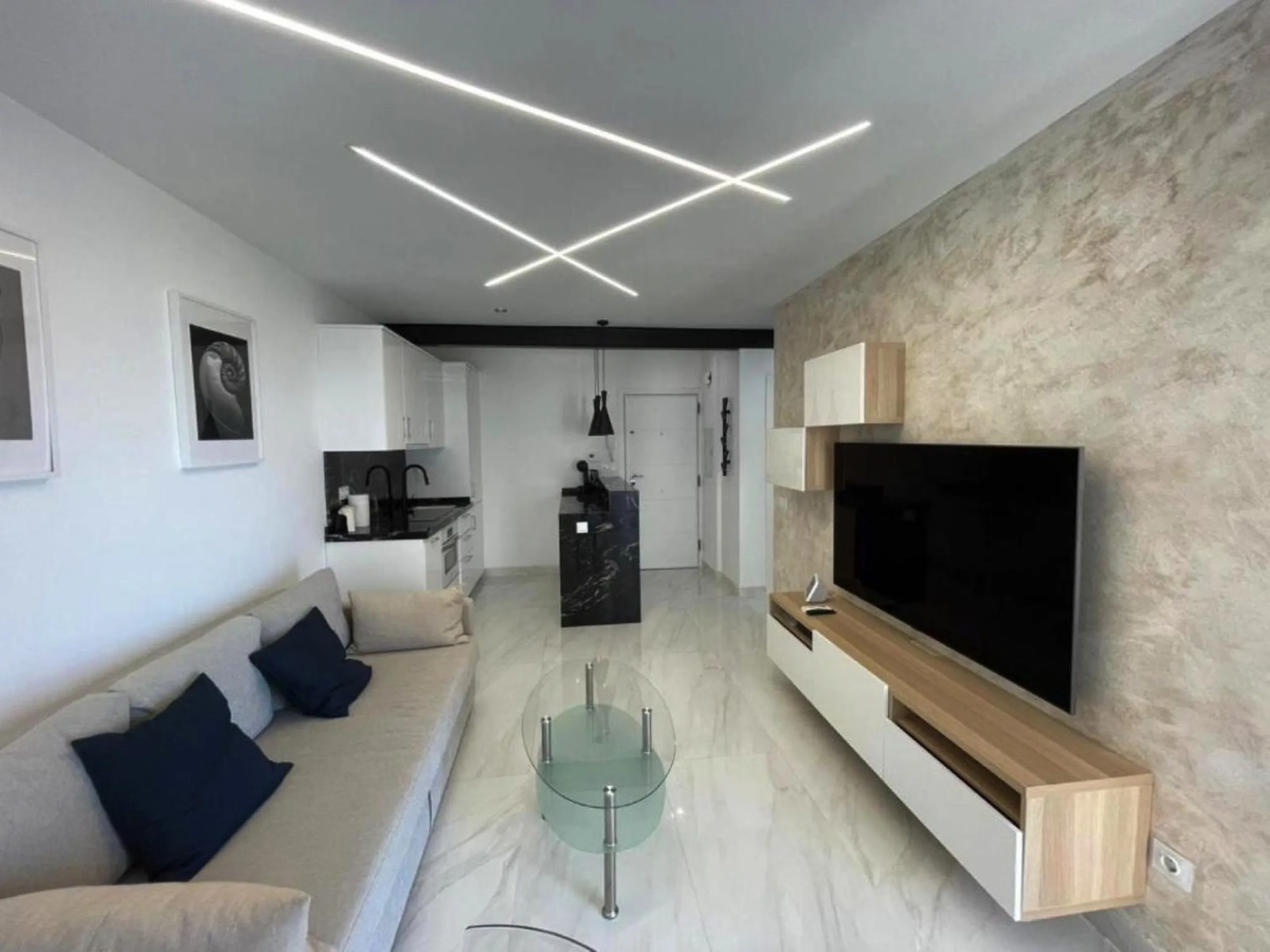 Legally Authorised Tourist Apartment with Community Approval for Title Transfer – Prime Beachfront Investment in Marbella