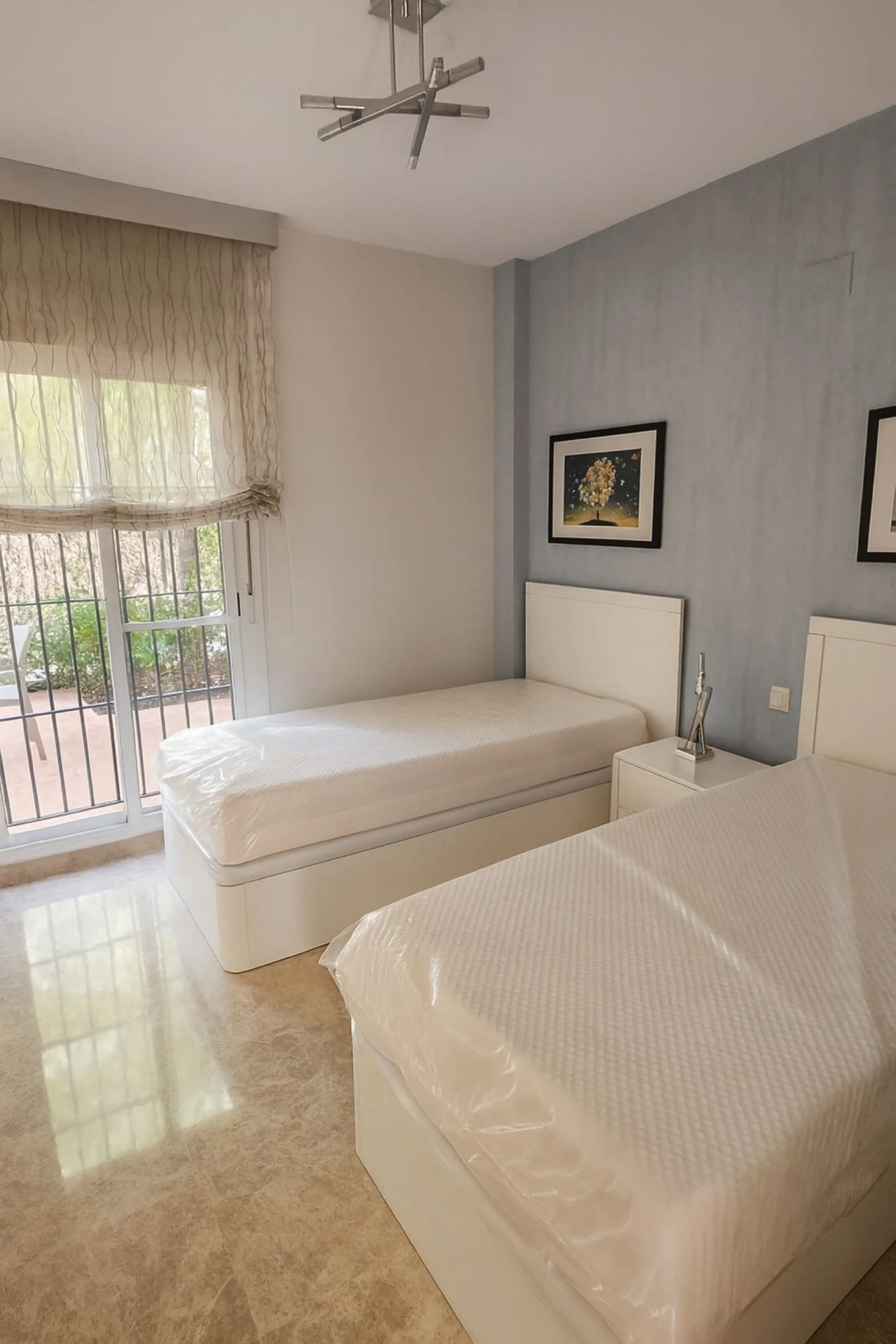 Fully Renovated Apartment Ready to Move In – Los Naranjos, Nueva Andalucía, Marbella
