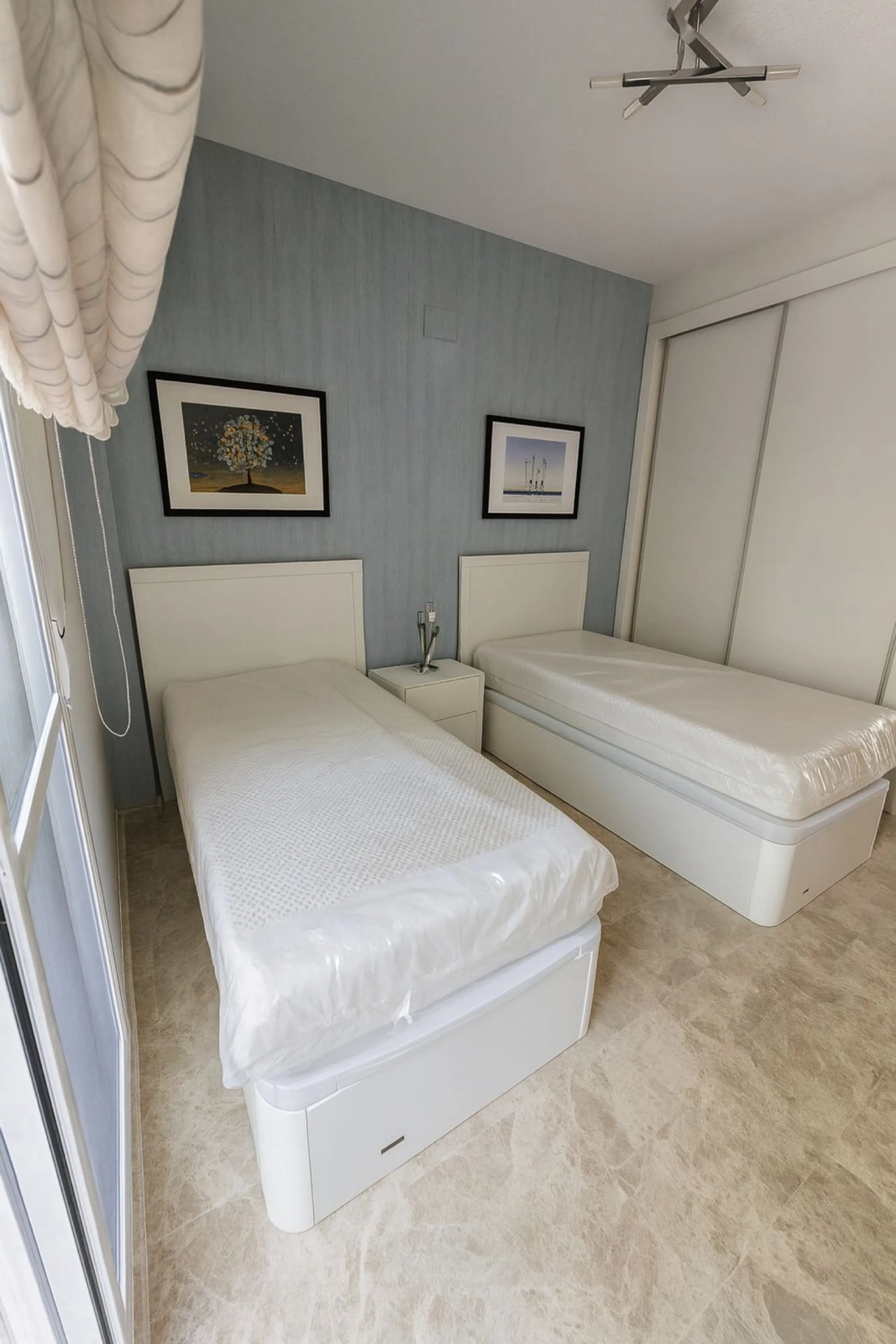 Fully Renovated Apartment Ready to Move In – Los Naranjos, Nueva Andalucía, Marbella