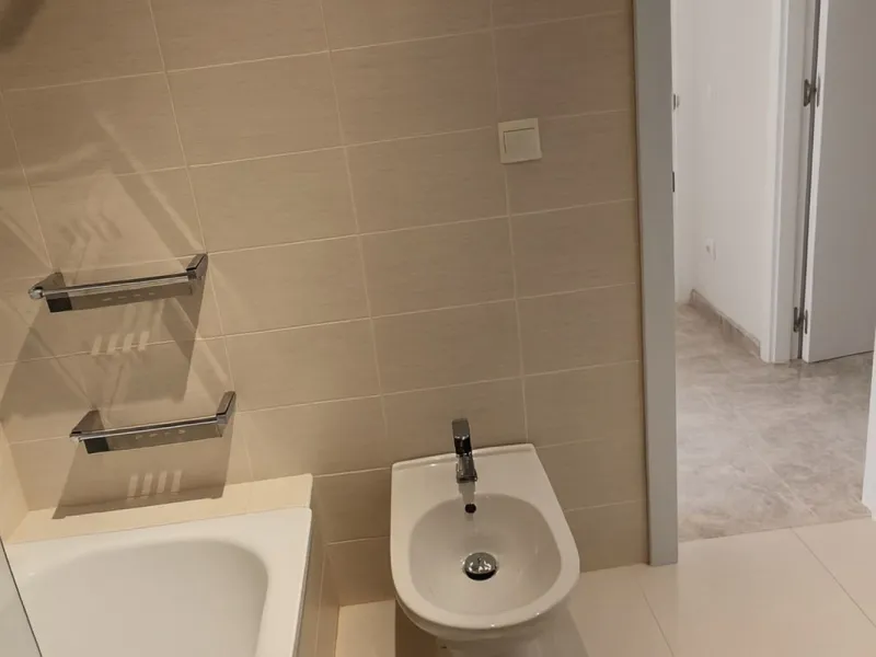 Fully Renovated Apartment Ready to Move In – Los Naranjos, Nueva Andalucía, Marbella